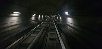Conduint el metro de Torí !